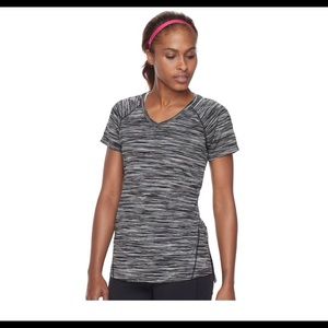 Tek Gear Short Sleeve Workout Tee Shirt Size M